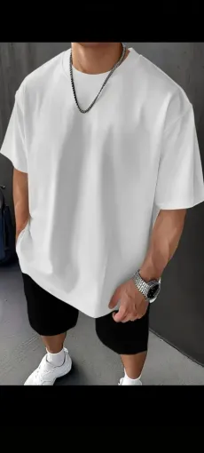 Vente de T-shirt basique blanc oversize pour homme à Cergy-Pontoise, Cergy-Pontoise, WISDOM